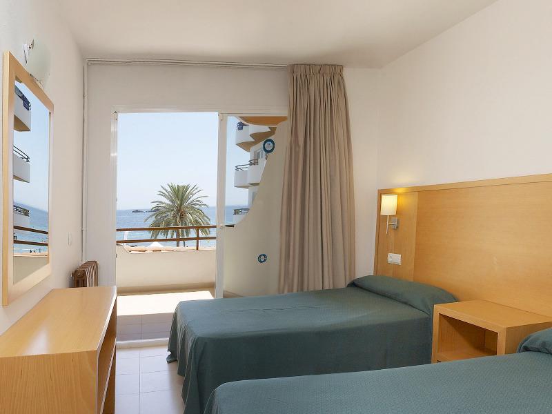 Apartamentos Mar Y Playa Ибиса Екстериор снимка