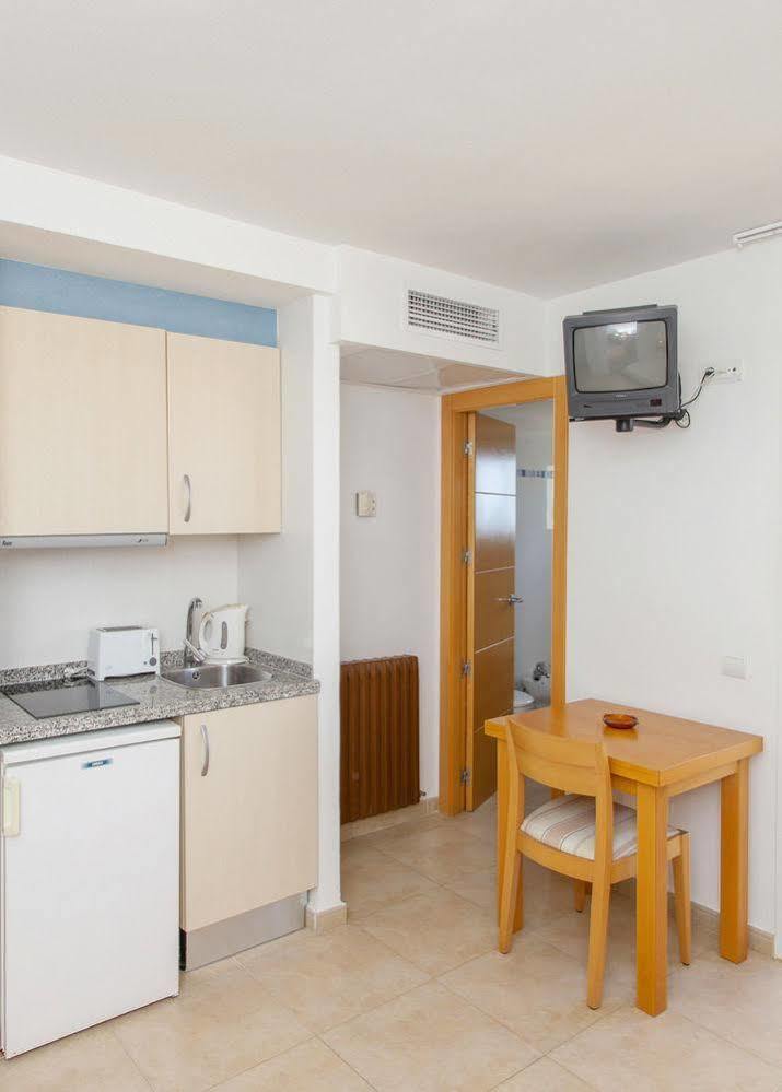 Apartamentos Mar Y Playa Ибиса Екстериор снимка